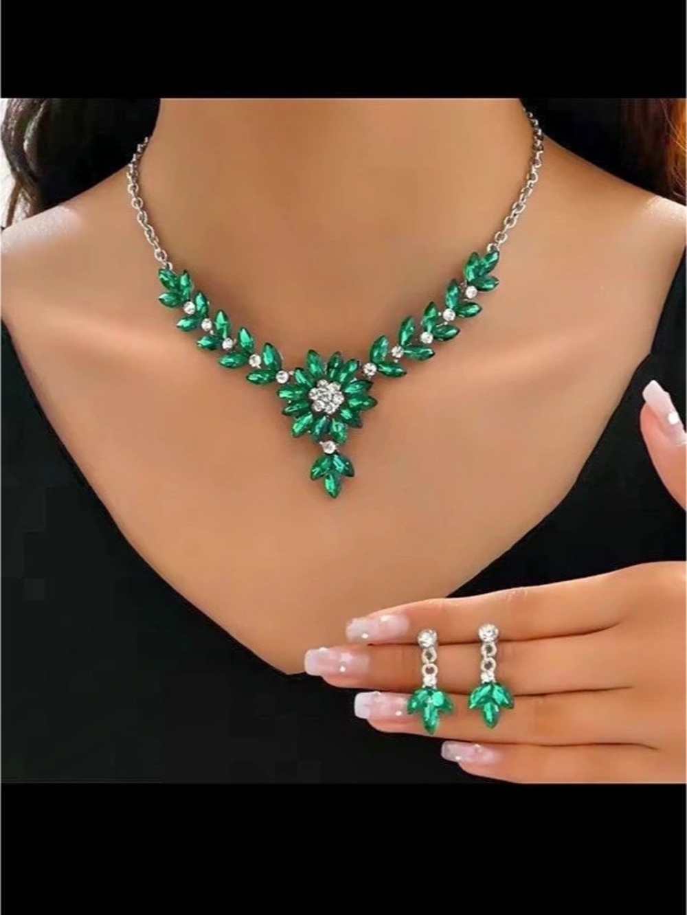 New Green & Silver Floral Crystal Necklace Set